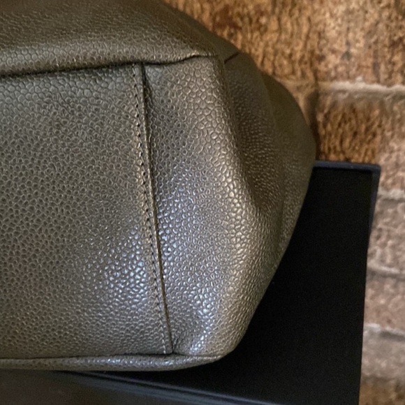 Chanel Flap Bag - Picture 3 of 9